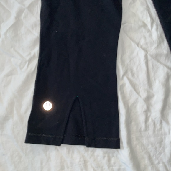 Lululemon capris - Picture 5 of 8
